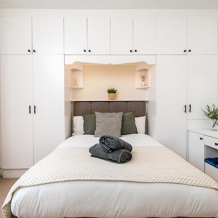 Homely And Stylish Apartment With A Garden In East Finchley London Bagian luar foto