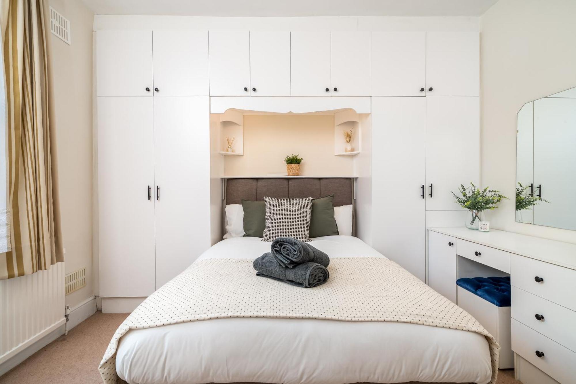 Homely And Stylish Apartment With A Garden In East Finchley London Bagian luar foto